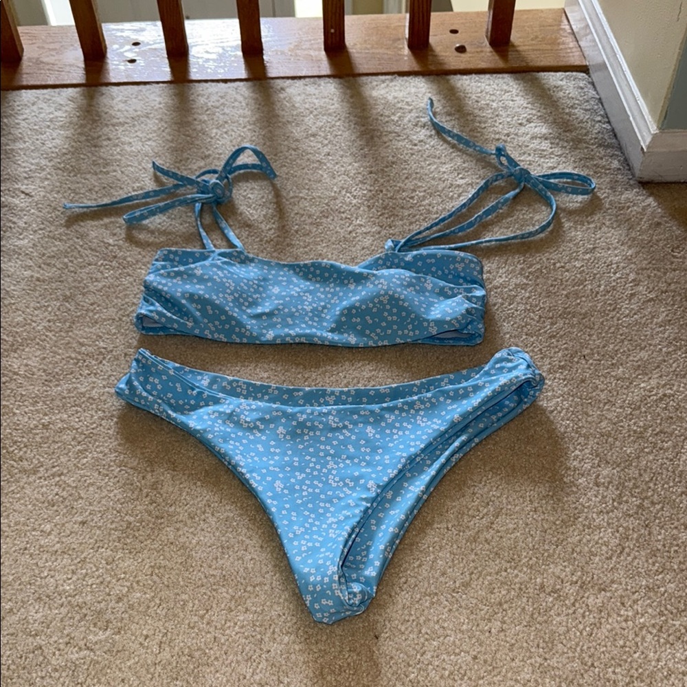 SHEIN Blue Floral Bikini